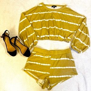 NWOT LULU’s long sleeves crop top and high waisted shorts